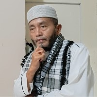 Ust. Hariono Khusnan,S.Si,MA