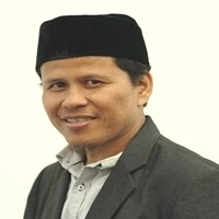 Dr KH Azmi Ismail, LC, LLM